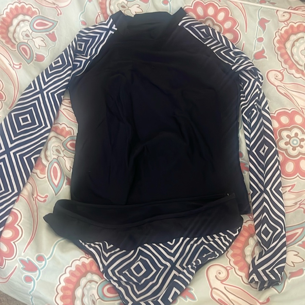 Swim shirt and bottoms